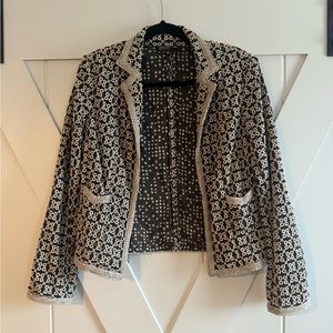 Jones New York black and tan eyelet blazer / jacket size 6.
